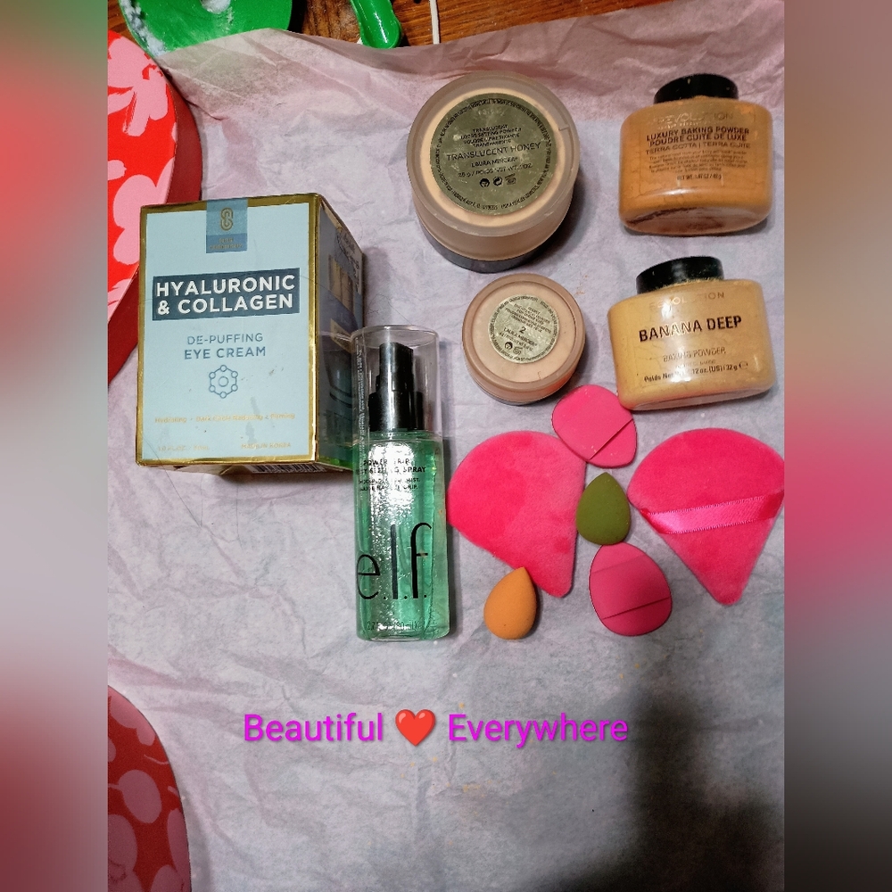 Makeup Revolution Setting Powder Collection - Picture 2 of 8